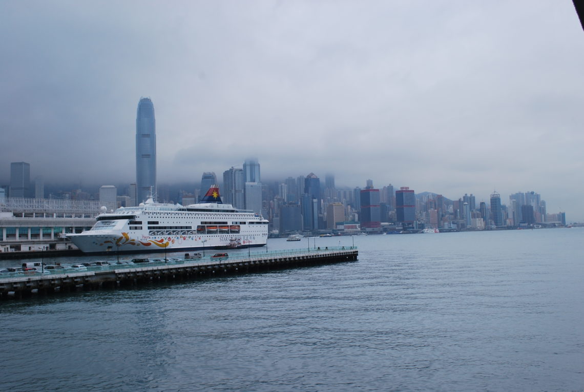 3 Hari 3 Malam di Hongkong, Gemerlap WarnaWarni dan Makanan yang Lezat